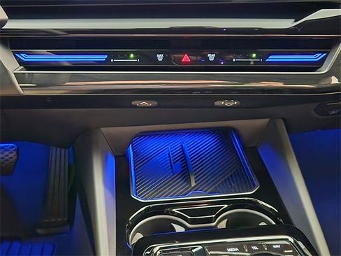 Used 2024 BMW 530i image 19