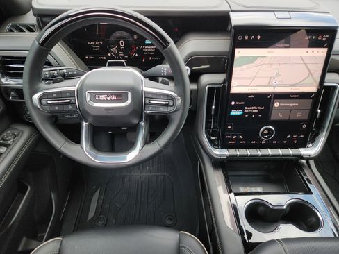 Used 2025 GMC Yukon XL Elevation AWD/4WD image 29