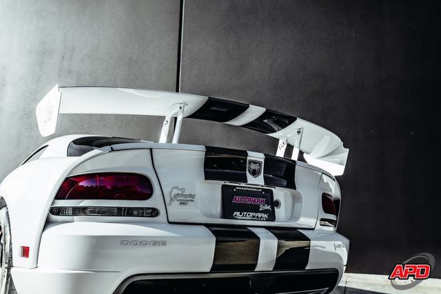Used 2009 Dodge Viper ACR RWD image 37