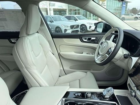 New 2026 Volvo XC60 B5 Ultra w/ Climate Package image 14