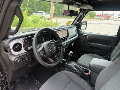 New 2026 Jeep Wrangler Unlimited Sport AWD/4WD image 11