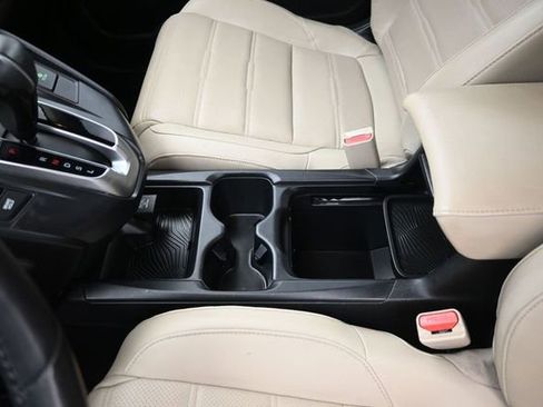 Certified 2019 Honda CR-V Touring image 20
