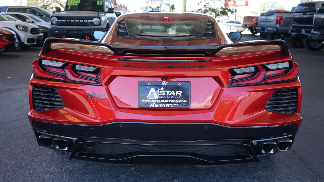 Used 2021 Chevrolet Corvette Stingray Preferred Cpe w/ Z51 Performance Package RWD image 4