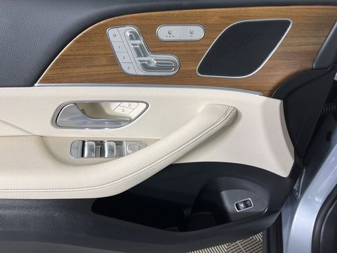 Used 2024 Mercedes-Benz GLE 350 4MATIC image 17