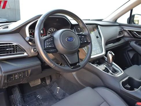 Used 2024 Subaru Outback Onyx Edition AWD/4WD image 3