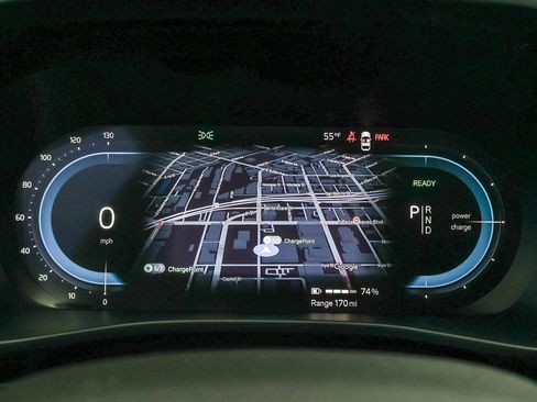 Used 2023 Volvo XC40 Recharge Plus image 37