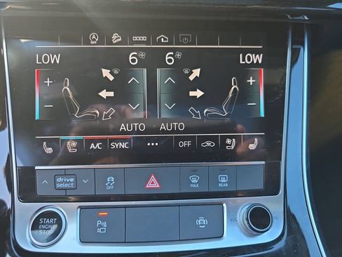 Used 2024 Audi Q7 3.0T Premium Plus AWD/4WD image 28