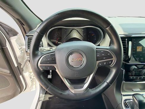 Used 2021 Jeep Grand Cherokee Limited AWD/4WD image 11