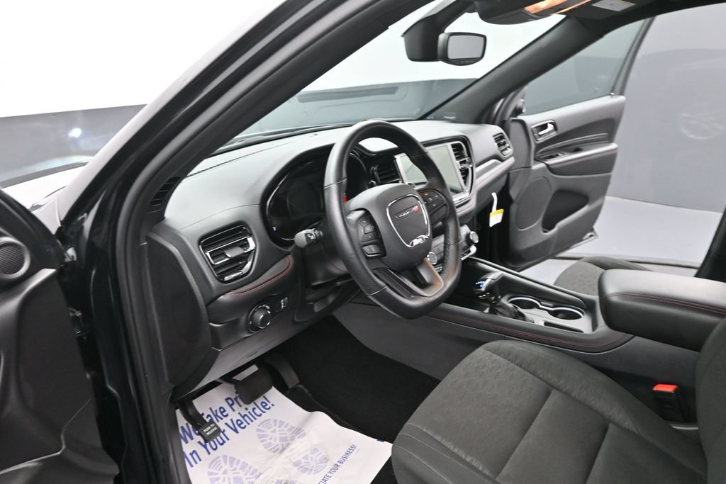 Used 2025 Dodge Durango GT AWD/4WD image 23