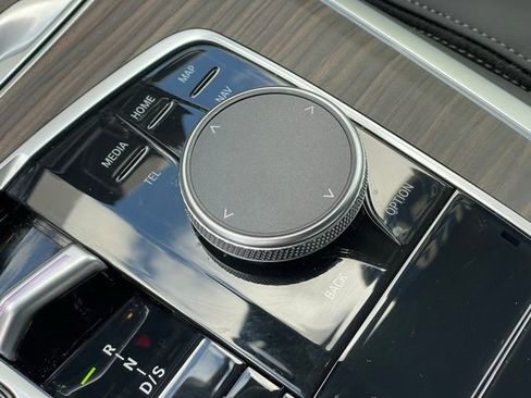 Certified 2026 BMW X5 xDrive40i w/ Climate Comfort Package image 25