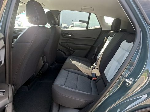 New 2026 Chevrolet Trax LS w/ LS Convenience Package FWD image 6
