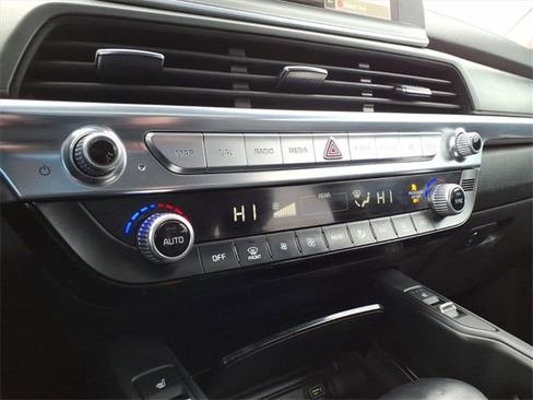 Used 2022 Kia Telluride S image 23