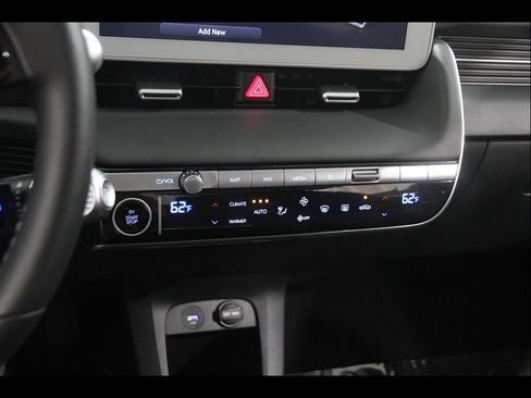 Certified 2024 Hyundai Ioniq 5 Limited AWD/4WD image 15