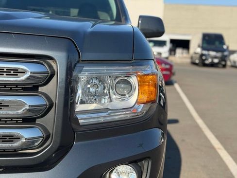 Used 2015 GMC Canyon SLE w/ All-Terrain Package AWD/4WD image 7