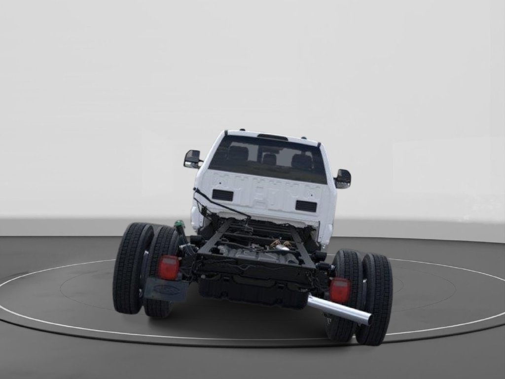 New 2026 Ford F550 2WD Regular Cab Super Duty image 5