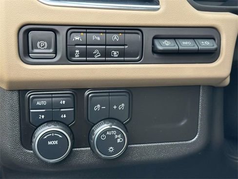 Used 2023 Chevrolet Tahoe Premier image 23