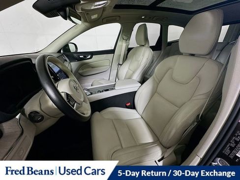 Used 2023 Volvo XC60 B5 Ultimate w/ Climate Package image 23