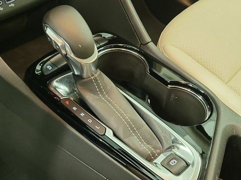 Used 2025 Buick Encore GX Sport Touring w/ Comfort Package image 34