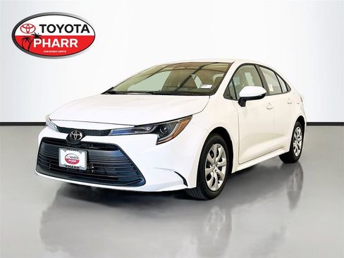 New 2026 Toyota Corolla LE image 1