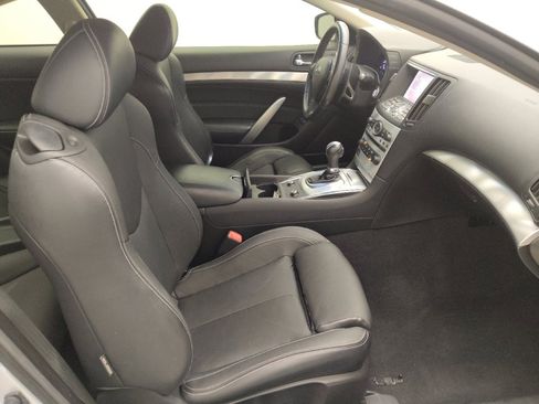 Used 2015 INFINITI Q60 Journey w/ Premium Package image 21