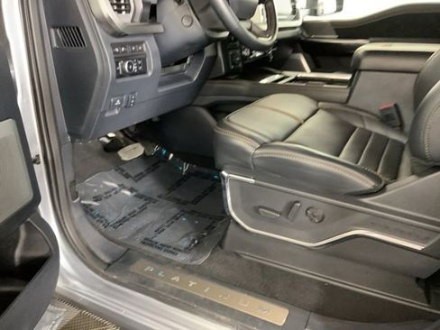 Used 2024 Ford F350 Platinum image 20