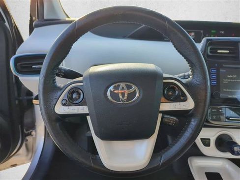Used 2017 Toyota Prius Three FWD image 15