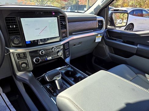 New 2025 Ford F150 Lariat w/ Equipment Group 502A High image 20