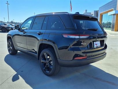 New 2025 Jeep Grand Cherokee Limited w/ Luxury Tech Group II