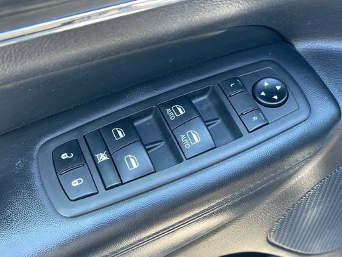 Used 2021 Jeep Grand Cherokee Limited AWD/4WD image 13