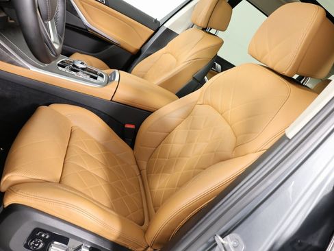 Used 2023 BMW X7 xDrive40i w/ Executive Package image 10