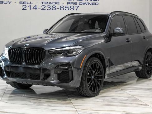 Used 2022 BMW X5 xDrive40i w/ M Sport Package AWD/4WD image 3