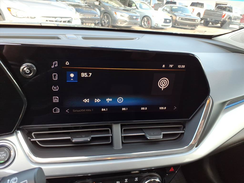 Used 2026 Chevrolet Trax LT w/ LT Convenience Package FWD image 20