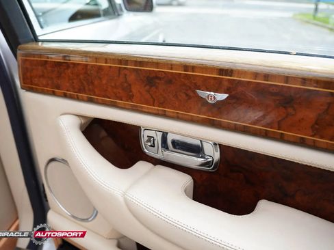Used 2005 Bentley Arnage RL RWD image 36