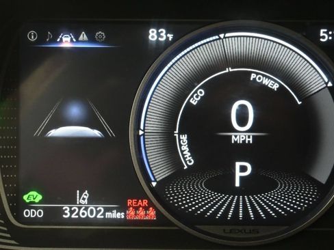 Used 2020 Lexus UX 250h w/ Accessory Package 2 AWD/4WD image 17