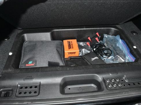 Used 2020 Jeep Wrangler Unlimited Rubicon w/ Quick Order Package 28Y Recon image 27