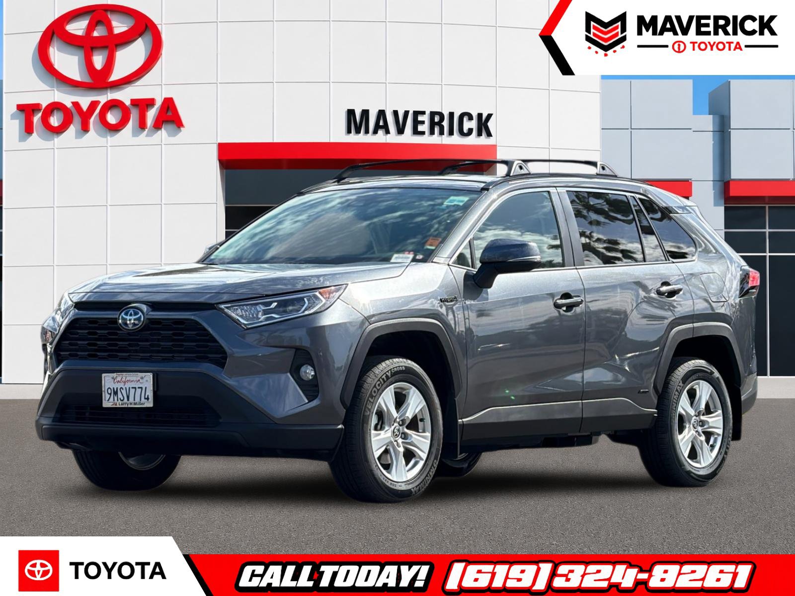Used 2021 Toyota RAV4 XLE w/ Carpet Mat Package (TMS) AWD/4WD image 1