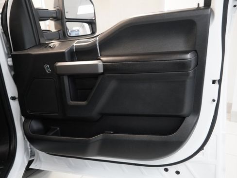 Used 2018 Ford F150 XLT w/ Equipment Group 302A Luxury image 30