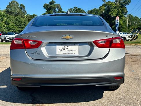 Used 2023 Chevrolet Malibu LT FWD image 3