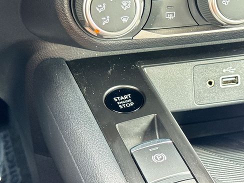 Used 2025 Nissan Kicks S FWD image 18