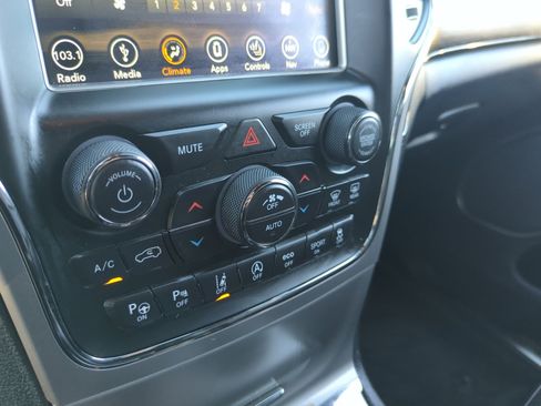 Used 2018 Jeep Grand Cherokee High Altitude image 12