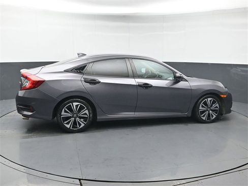 Used 2018 Honda Civic EX-T image 6