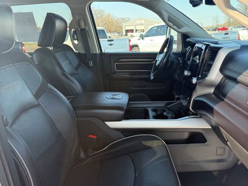 Used 2023 RAM 2500 Laramie AWD/4WD image 13