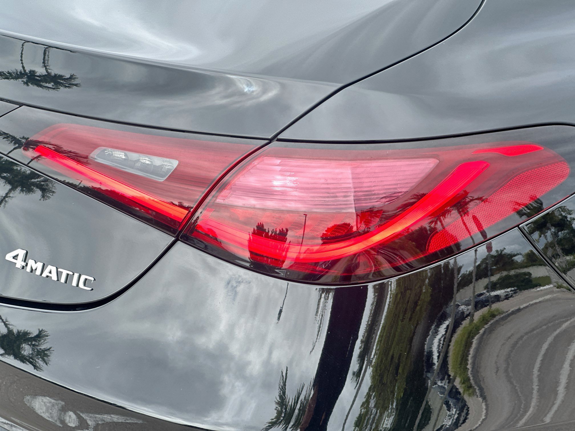 Used 2024 Mercedes-Benz CLE 300 4MATIC Coupe image 31