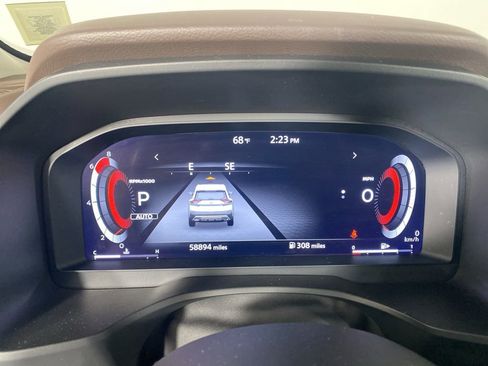 Used 2022 Nissan Rogue Platinum w/ Head-Up Display Package AWD/4WD image 13