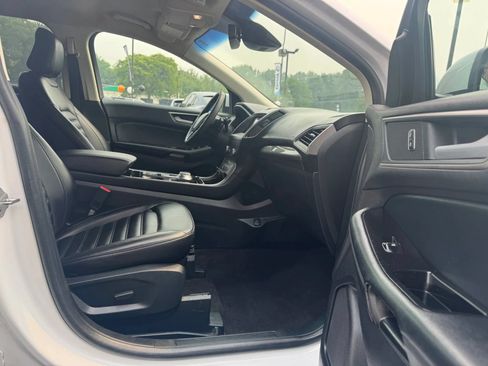Used 2020 Ford Edge SEL w/ Convenience Package AWD/4WD image 12