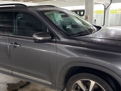 Used 2024 Honda Pilot Touring image 14