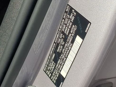 New 2026 Volvo XC40 B5 Plus w/ Protection Package Premier AWD/4WD image 33