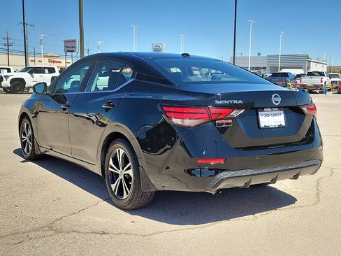 Used 2021 Nissan Sentra SV FWD image 3