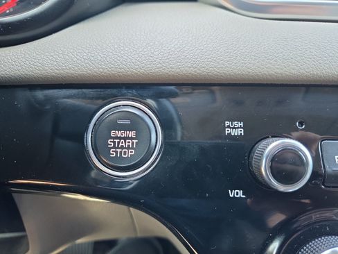Used 2020 Kia Sportage EX w/ EX Technology Package FWD image 24