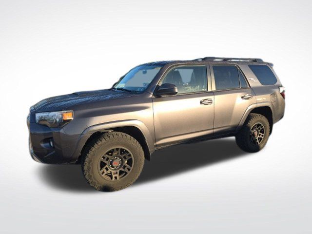 Used 2019 Toyota 4Runner TRD Off-Road AWD/4WD image 7